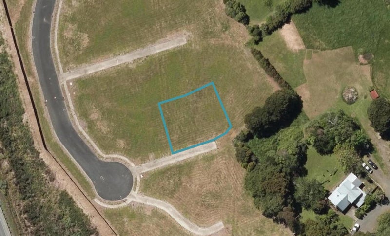 39 Pearce Drive, Te Kamo, Whangārei - Carousel 1
