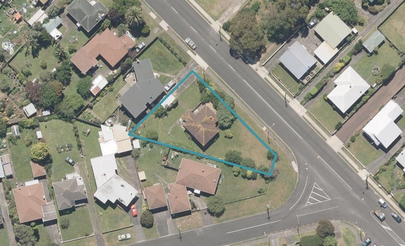 7 Puriri Street, Gonville, Whanganui - Carousel 1