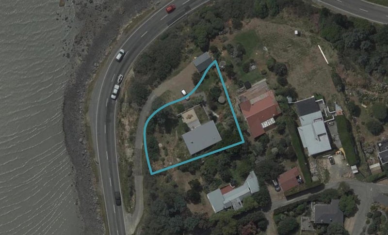 476 Marine Drive, Charteris Bay, Lyttelton - Carousel 1