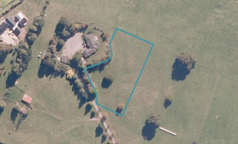 4 Lens Way, Acacia Bay, Taupō - Carousel 1