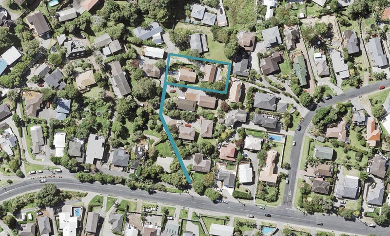 1/4 Leith Way, Rothesay Bay, Auckland - Carousel 1