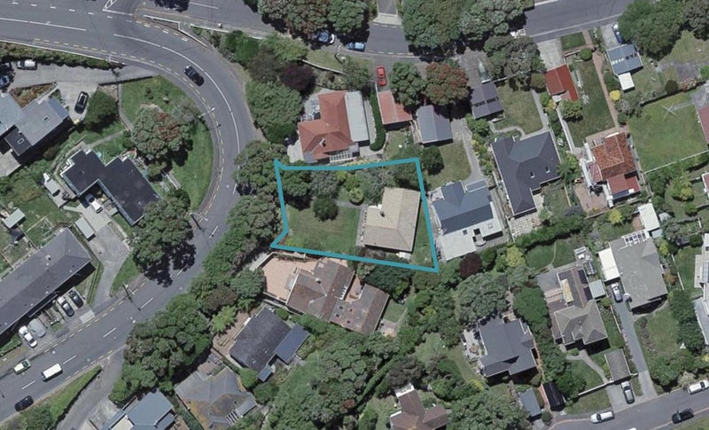 138 Onslow Road, Khandallah, Wellington - Carousel 1