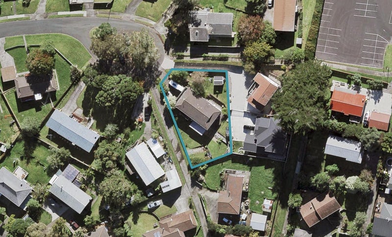 17 Woodhouse Place, West Harbour, Auckland - Carousel 1