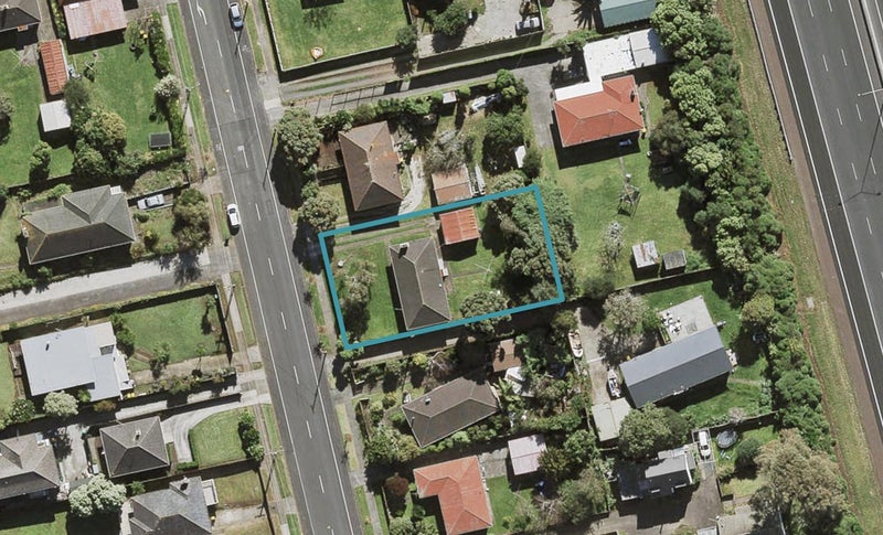 28 Crawford Avenue, Mangere Bridge, Auckland - Carousel 1