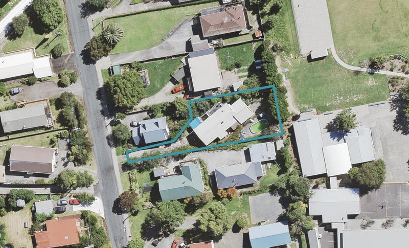 5 Church Street, Swanson, Auckland - Carousel 1