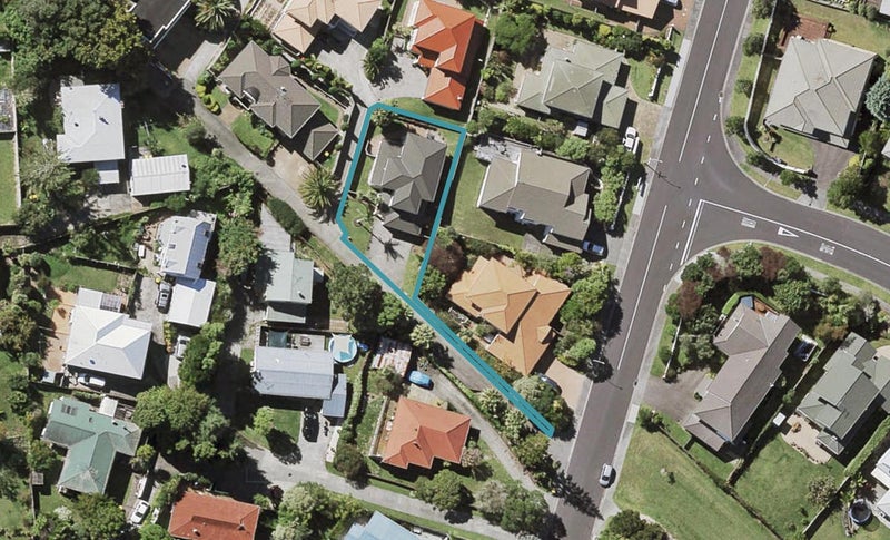 30A Woodstock Road, Forrest Hill, Auckland - Carousel 1