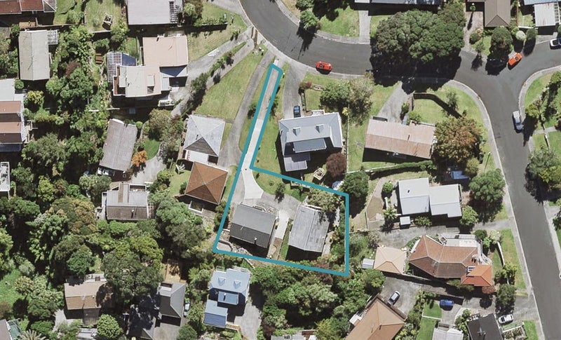 2/18 Glenwood Avenue, Birkenhead, Auckland - Carousel 1