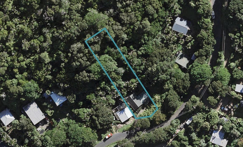 25 Glen Brook Road, Omiha, Waiheke Island - Carousel 1