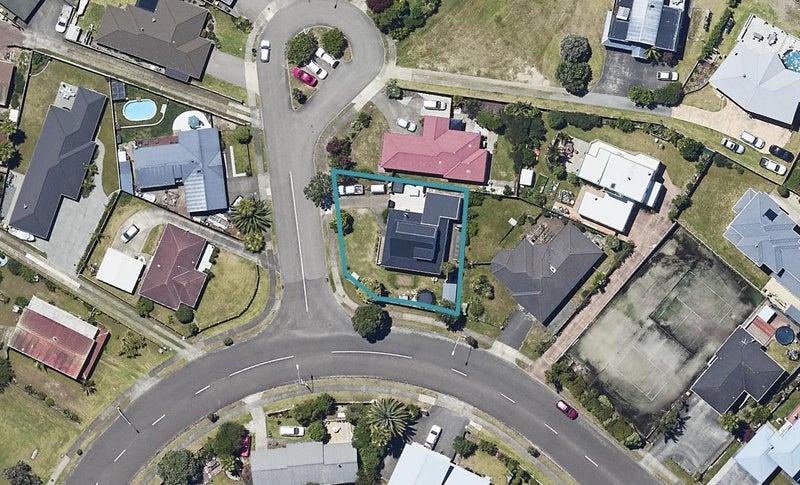 16 Captains Cove, Coastlands, Whakatane - Carousel 1
