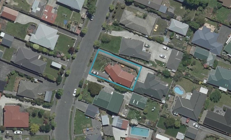 8 Brockham Street, Casebrook, Christchurch - Carousel 1
