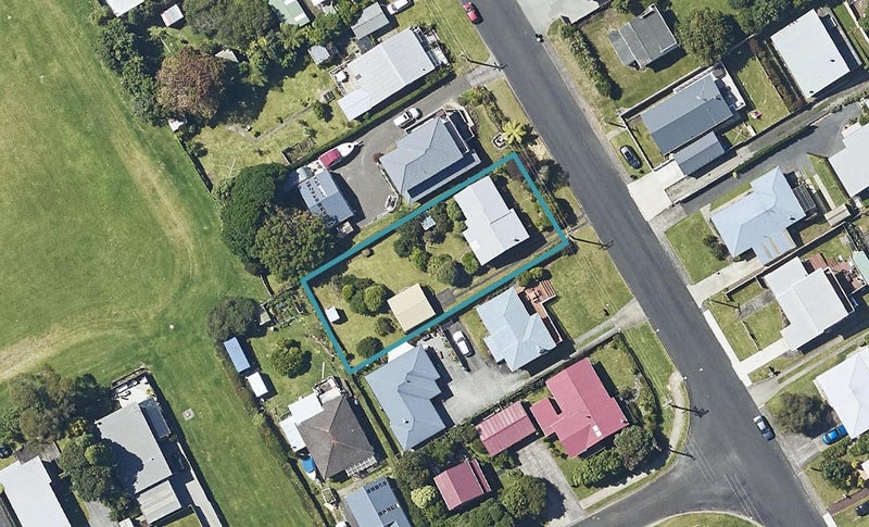 18 CITRUS AVENUE, Waihi Beach, Western Bay Of Plenty - Carousel 1