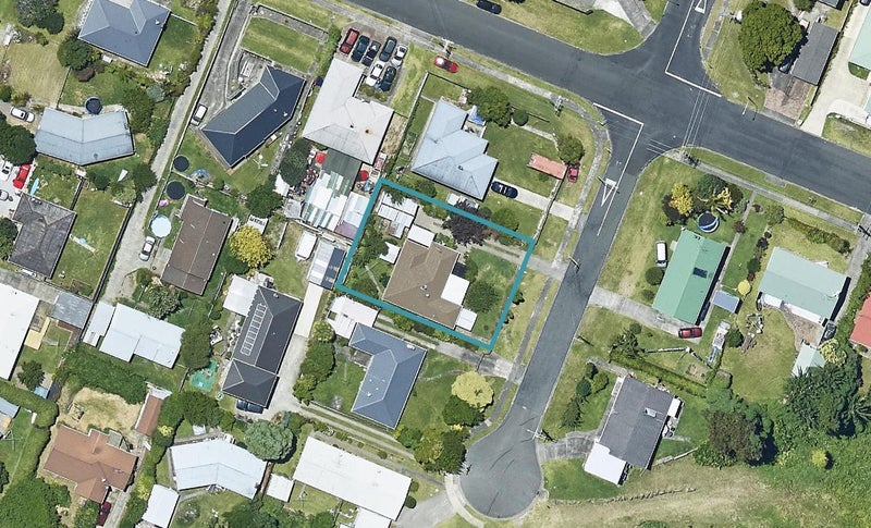 9 Coopers Road, Gate Pa, Tauranga - Carousel 1