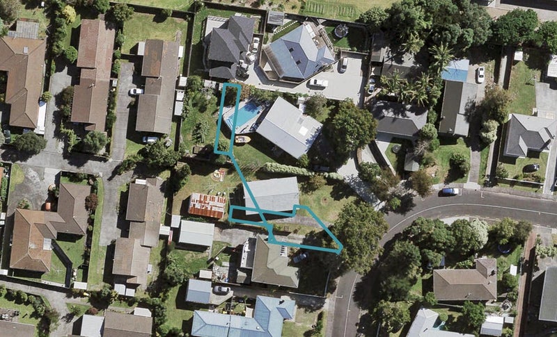 15/51 Te Kanawa Crescent, Henderson, Auckland - Carousel 1