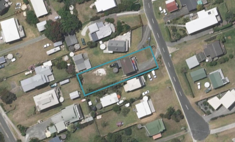 26 Eveline Street, Mangawhai Heads, Mangawhai - Carousel 1