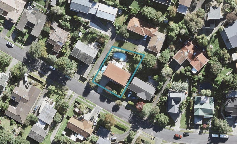 13 Sandiacre Way, Browns Bay, Auckland - Carousel 1