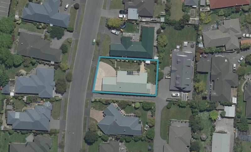 12 Farnswood Place, Redwood, Christchurch - Carousel 1
