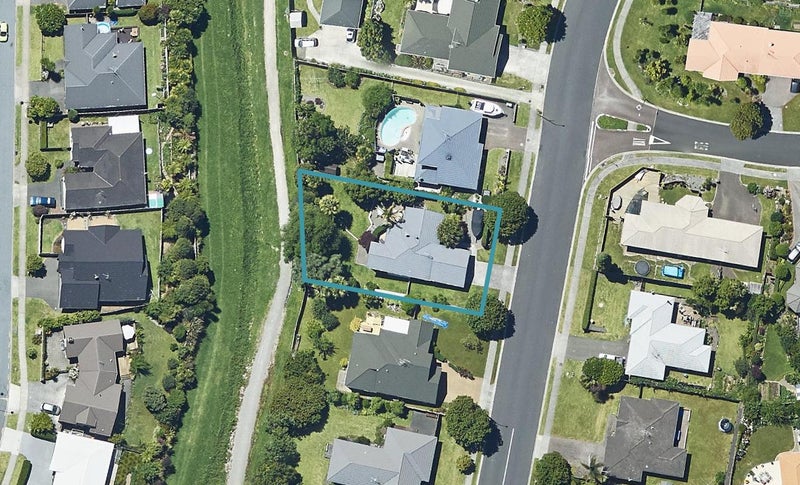 75 Castlewold Drive, Bethlehem, Tauranga - Carousel 1