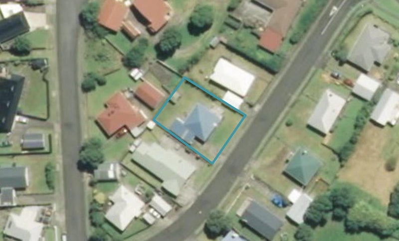 5 Hickey Place, Opunake - Carousel 1