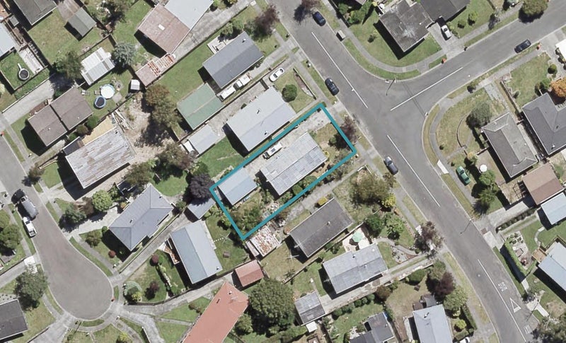 33 Tacoma Drive, Totara Park, Upper Hutt - Carousel 1