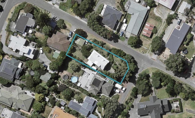 12 Arthur Street, Paraparaumu Beach, Paraparaumu - Carousel 1