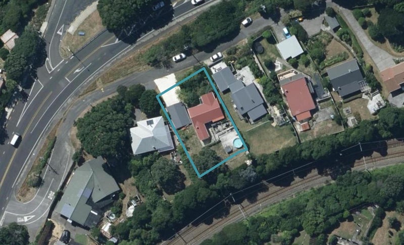 5 Te Ara Road, Pukerua Bay, Porirua - Carousel 1