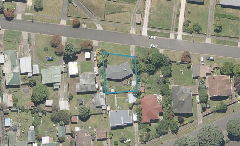 1 Wordsworth Street, Gonville, Whanganui - Carousel 1