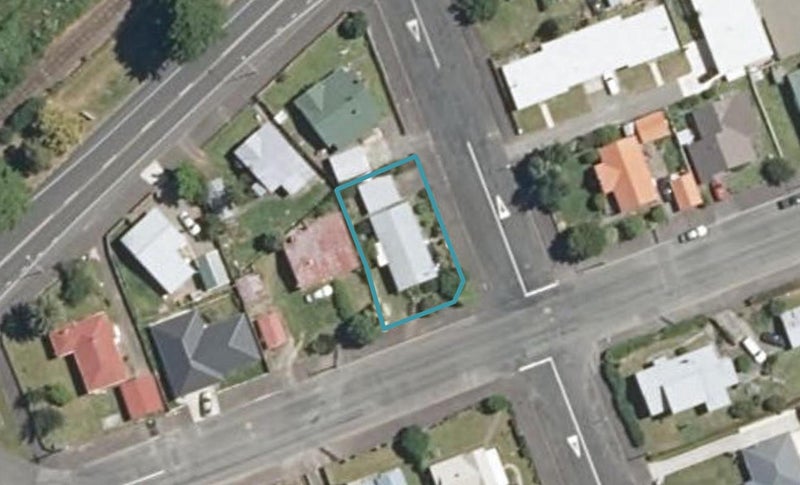 2 Dublin Street, Dannevirke - Carousel 1