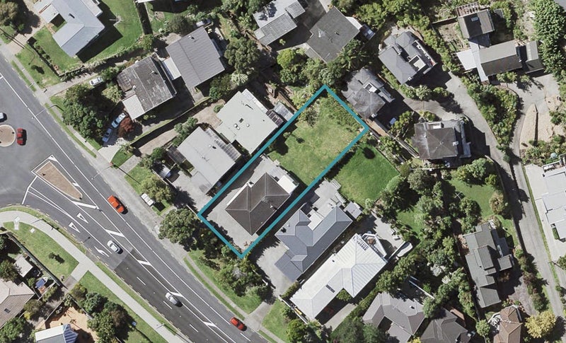 303 East Coast Road, Mairangi Bay, Auckland - Carousel 1