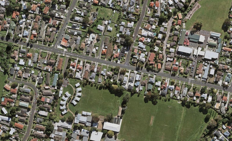 121A Tui Road, Papatoetoe, Auckland - Carousel 1