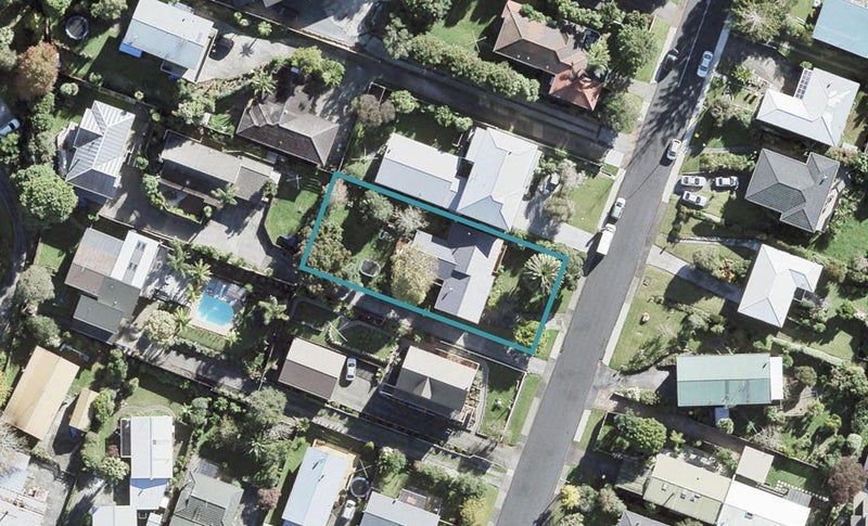 25 Fairway Avenue, Red Beach, Red Beach - Carousel 1