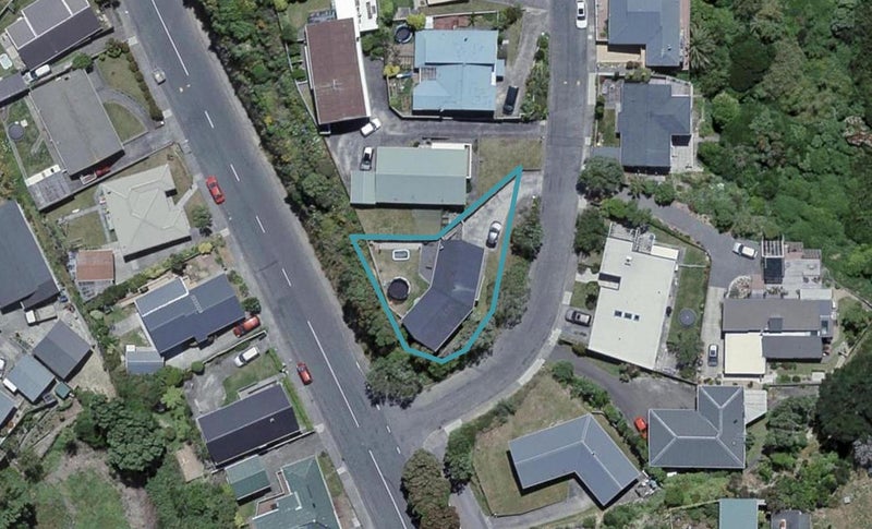 1 Maple Grove, Kingston, Wellington - Carousel 1