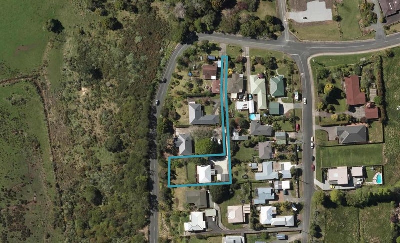 32 Mackesy Road, Parahaki, Whangarei - Carousel 1
