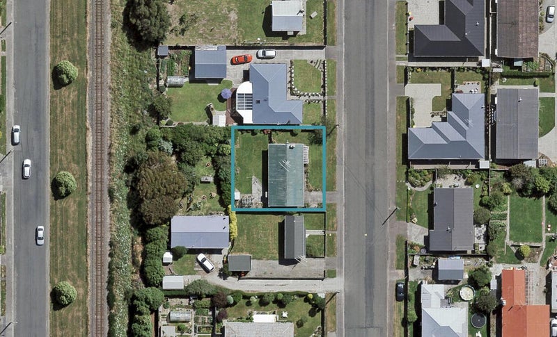 60 Ross Street, Grasmere, Invercargill - Carousel 1