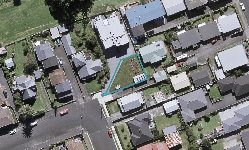 1C French Street, Moturoa, New Plymouth - Carousel 1