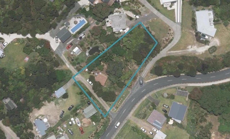 33 Wintle Street, Mangawhai Heads, Mangawhai - Carousel 1