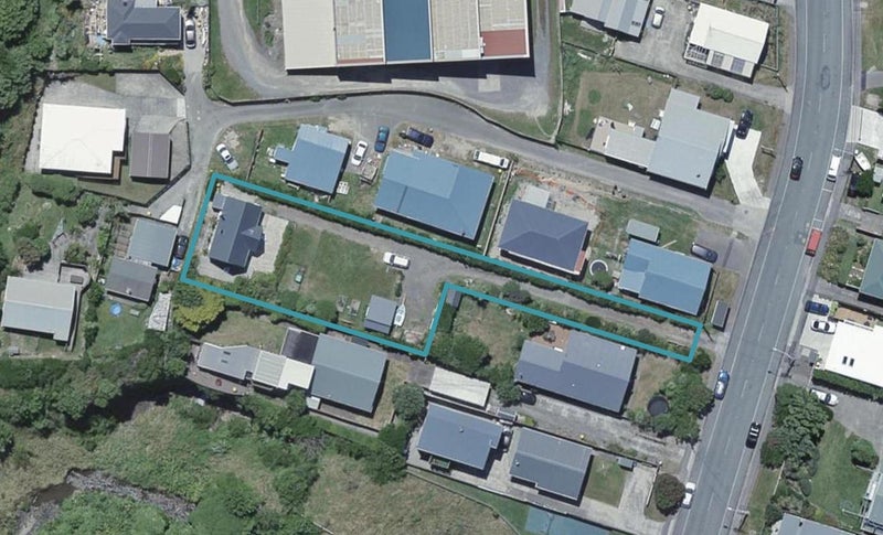 29 Happy Valley Road, Owhiro Bay, Wellington - Carousel 1