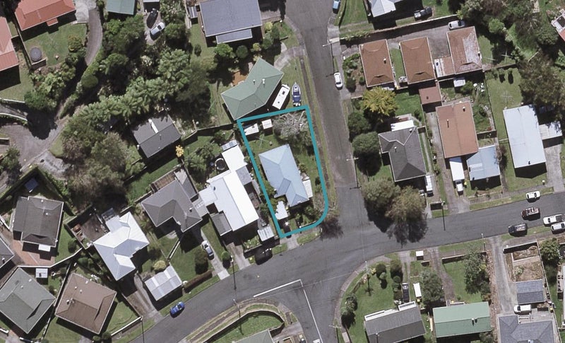 12 Kenmore Street, Westown, New Plymouth - Carousel 1