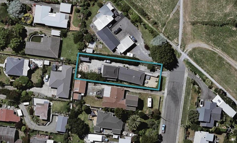 139 Alexander Road, Raumati Beach, Paraparaumu - Carousel 1