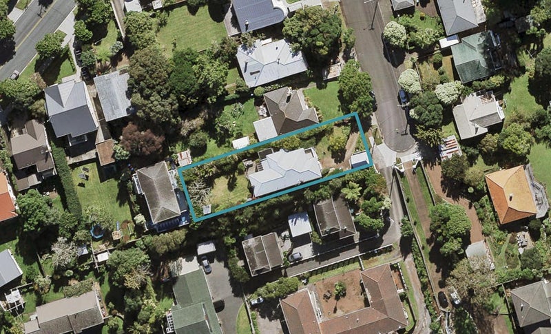 15 Ruarangi Road, Mount Albert, Auckland - Carousel 1