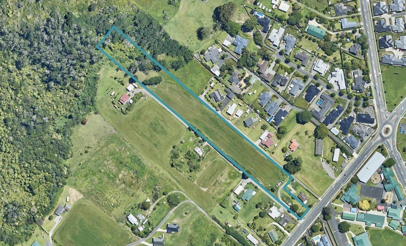 55 Carmichael Road, Bethlehem, Tauranga - Carousel 1