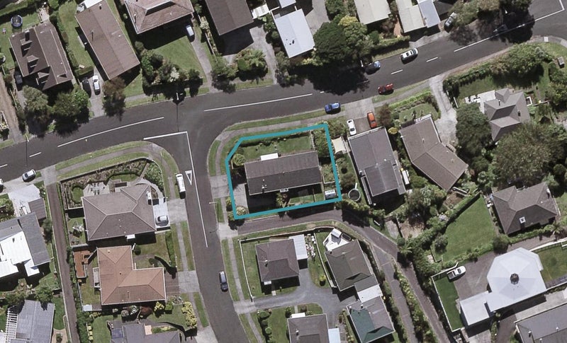 96 Dorset Avenue, Lynmouth, New Plymouth - Carousel 1