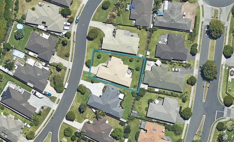 15 Kakapo Place, Pyes Pa, Tauranga - Carousel 1