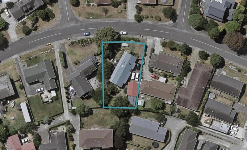 24 The Avenue, Paraparaumu Beach, Paraparaumu - Carousel 1