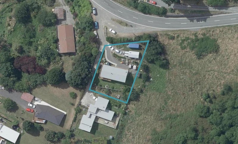 209 Governors Bay Road, Te Rapaki o Te Rakiwhakaputa, Lyttelton - Carousel 1