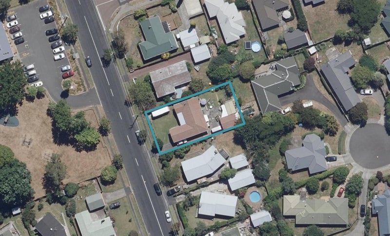 36 Raymond Street, Fairview Downs, Hamilton - Carousel 1