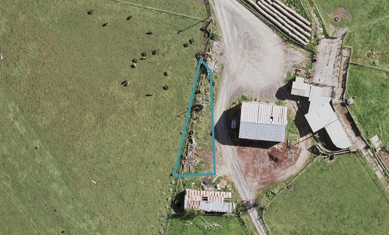2 Long George Drive, Totara Park, Auckland - Carousel 1