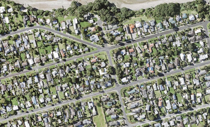 11 Cherrie Road, Beachlands, Auckland - Carousel 1