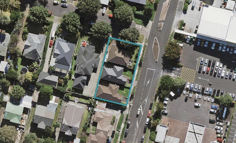 2/0 Crown Street, Royal Oak, Auckland - Carousel 1