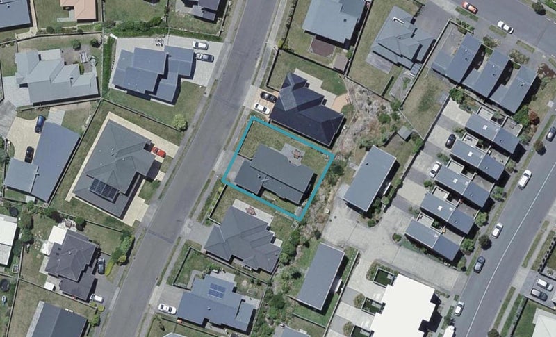 7 Ashwood Street, Woodridge, Wellington - Carousel 1