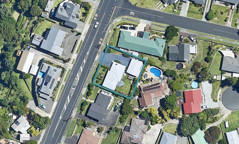 323 Otumoetai Road, Otumoetai, Tauranga - Carousel 1